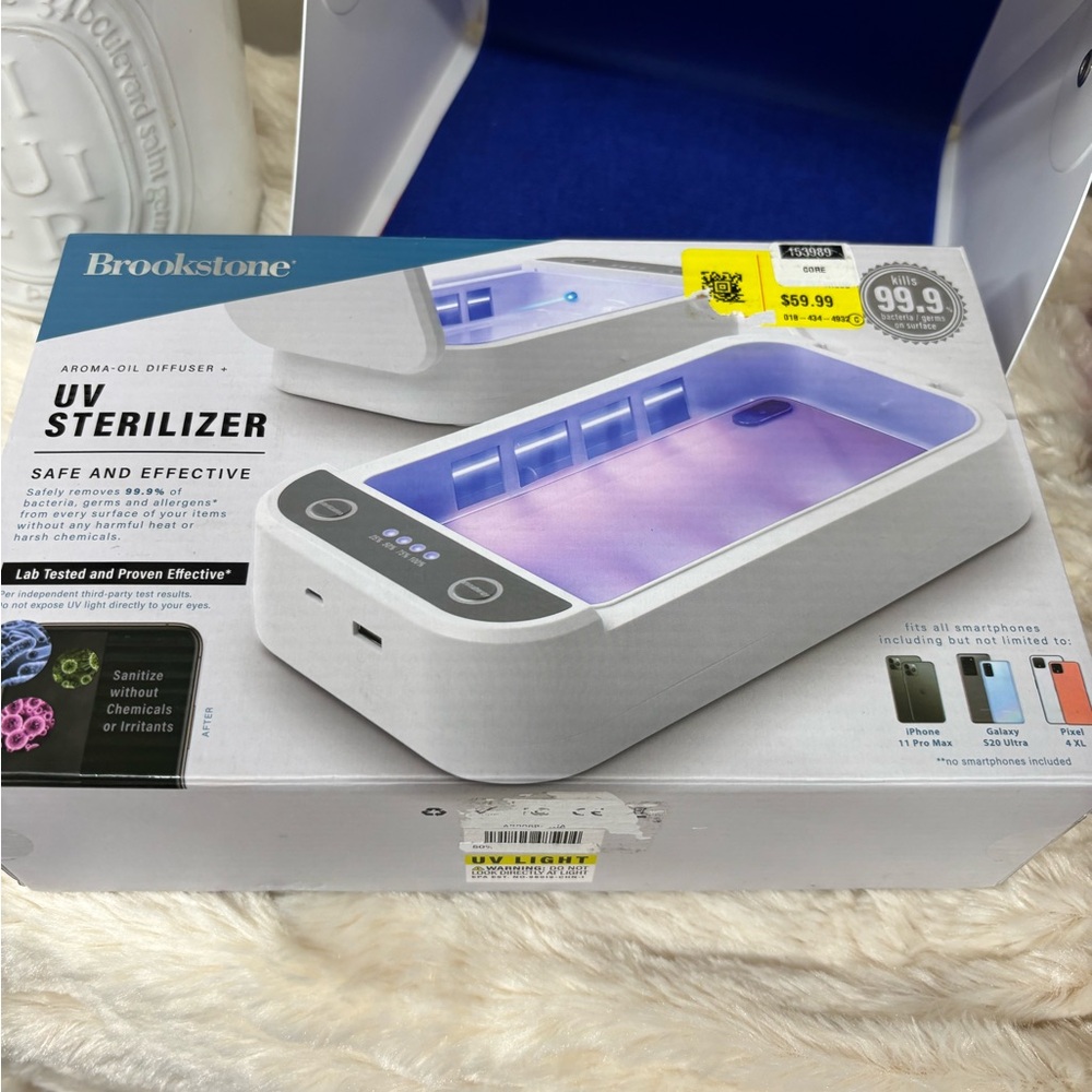 Brookstone UV Sanitizer